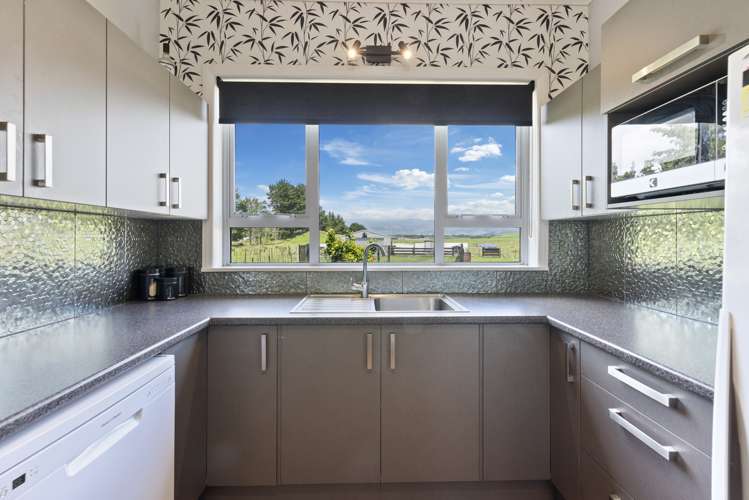 147 Hokio Sand Road Hokio Beach_20