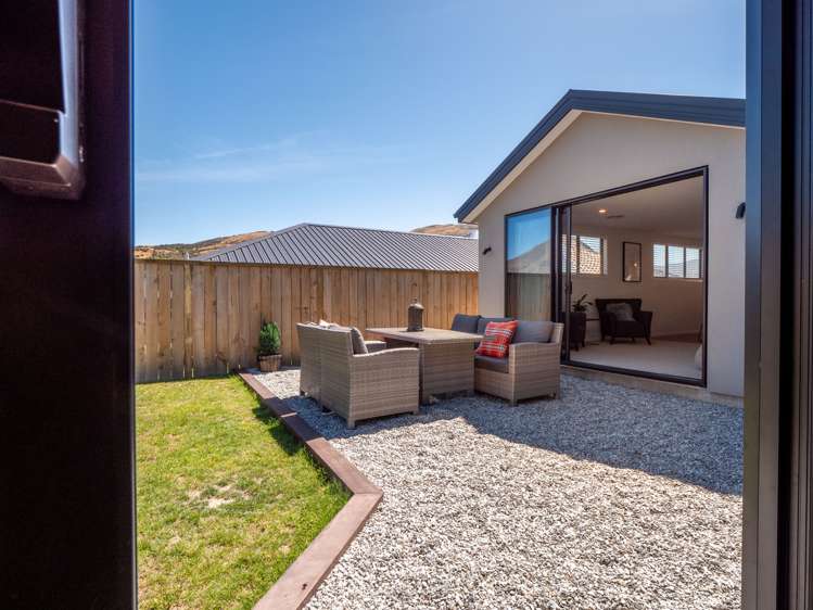 11 Till Street Jacks Point_25