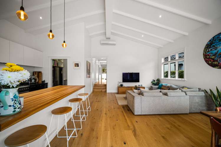 4 Seacombe Road Point Chevalier_11