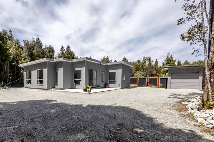 3 Sadler Place Kumara Junction_25