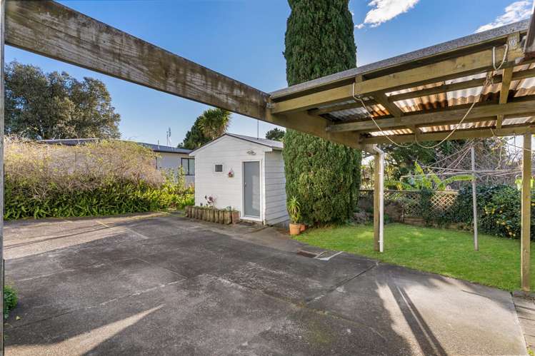 6 Madison Place Forrest Hill_13