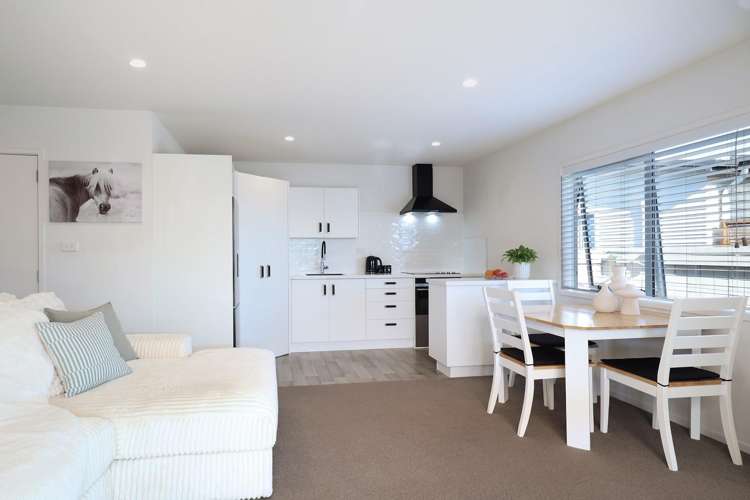 Unit 202/11 Kamahi Crescent Papamoa Beach_5