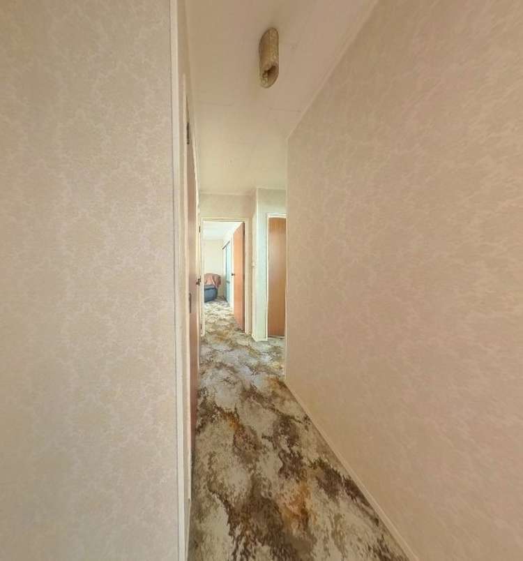 2/402 Southampton Street East 10482_5