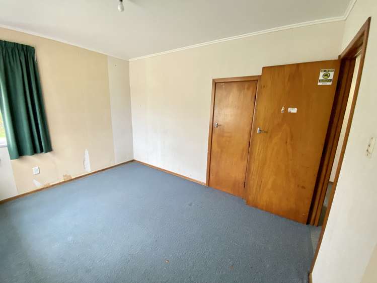 67 Forest Hill Road Henderson_9