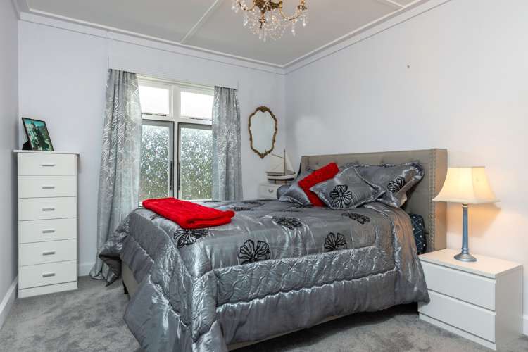 64 Broadway Picton_13