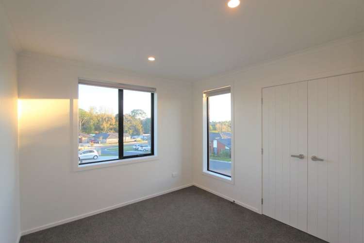 6 Pear Tree Lane Glenview_13