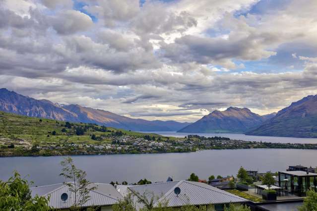 23 Goldleaf Hill Queenstown_1