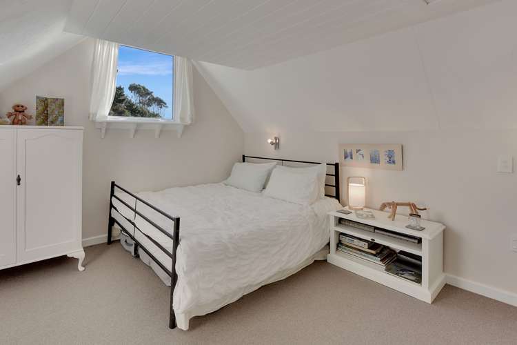 20 Airlie Street Glenduan_18