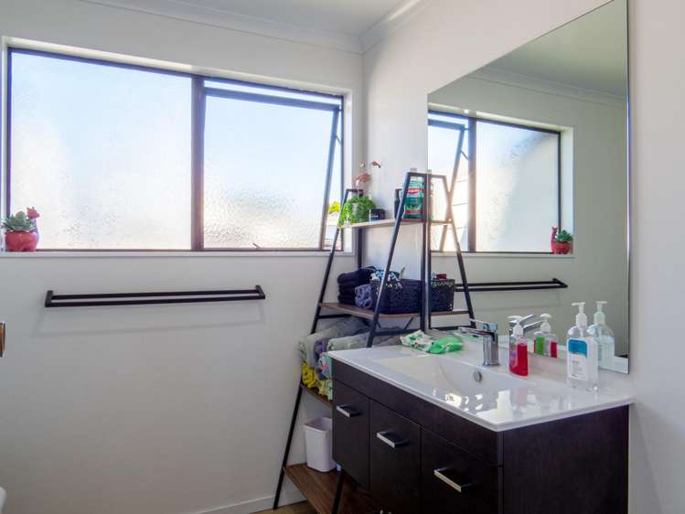 64 Fishermans Drive Coastlands_6