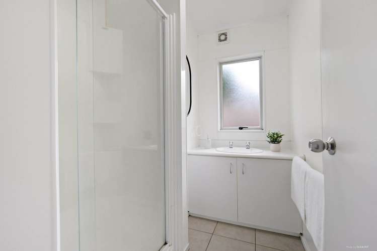 2/36 Elizabeth Drive West Harbour_10