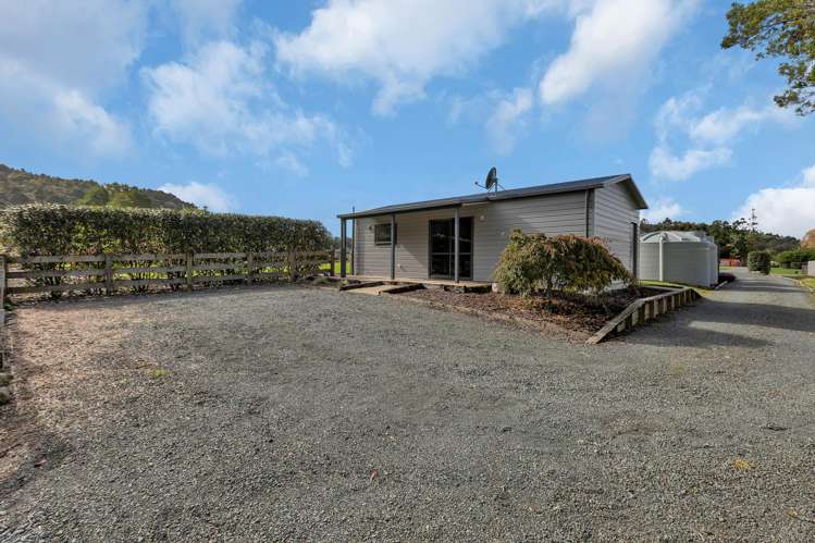 36 Layby Lane Te Kamo_23