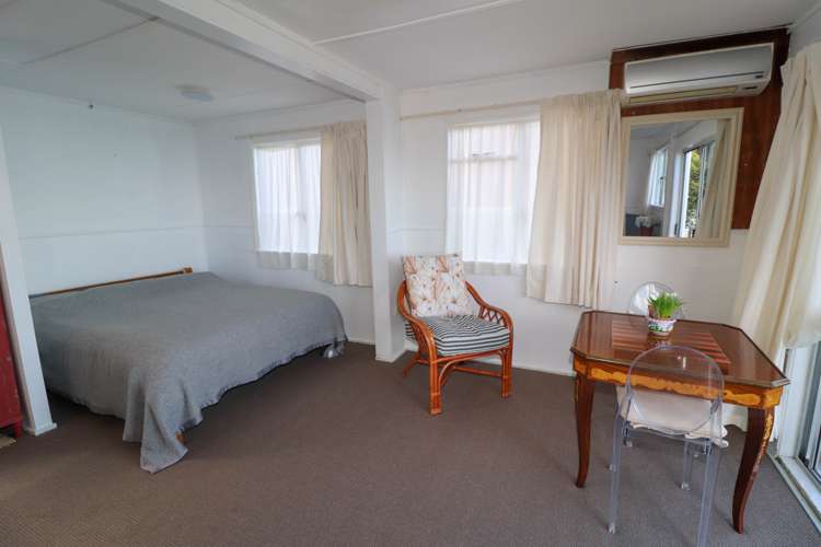 5 Eames Crescent Te Mata_11