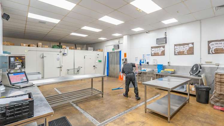 Unit 2, 303 Colombo Street City Centre_10