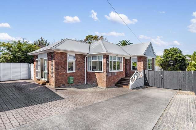 Single level brick home