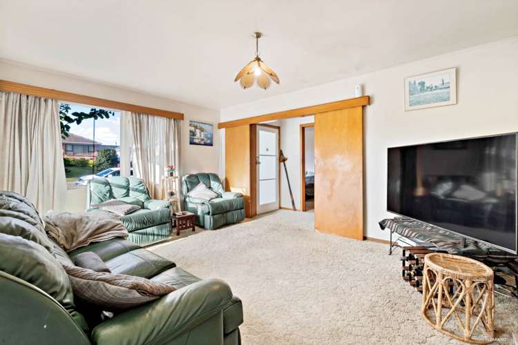 49 Greenmeadows Avenue Manurewa_6