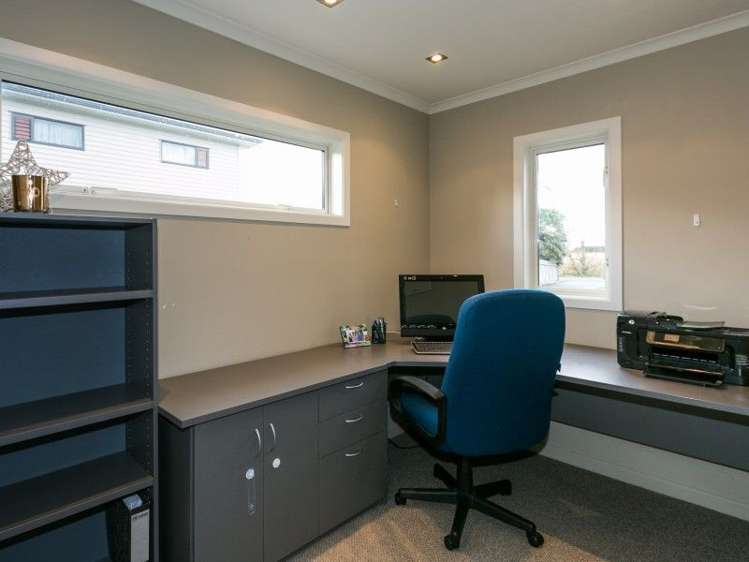 15 Old Ferry Road Clive_12