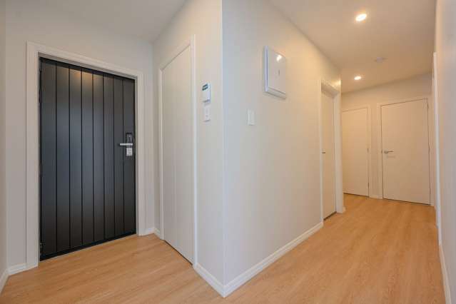 23 Tindall Crescent Otara_4