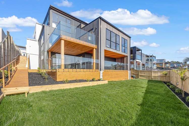 9 Michael Richard Place East Tamaki Heights_14