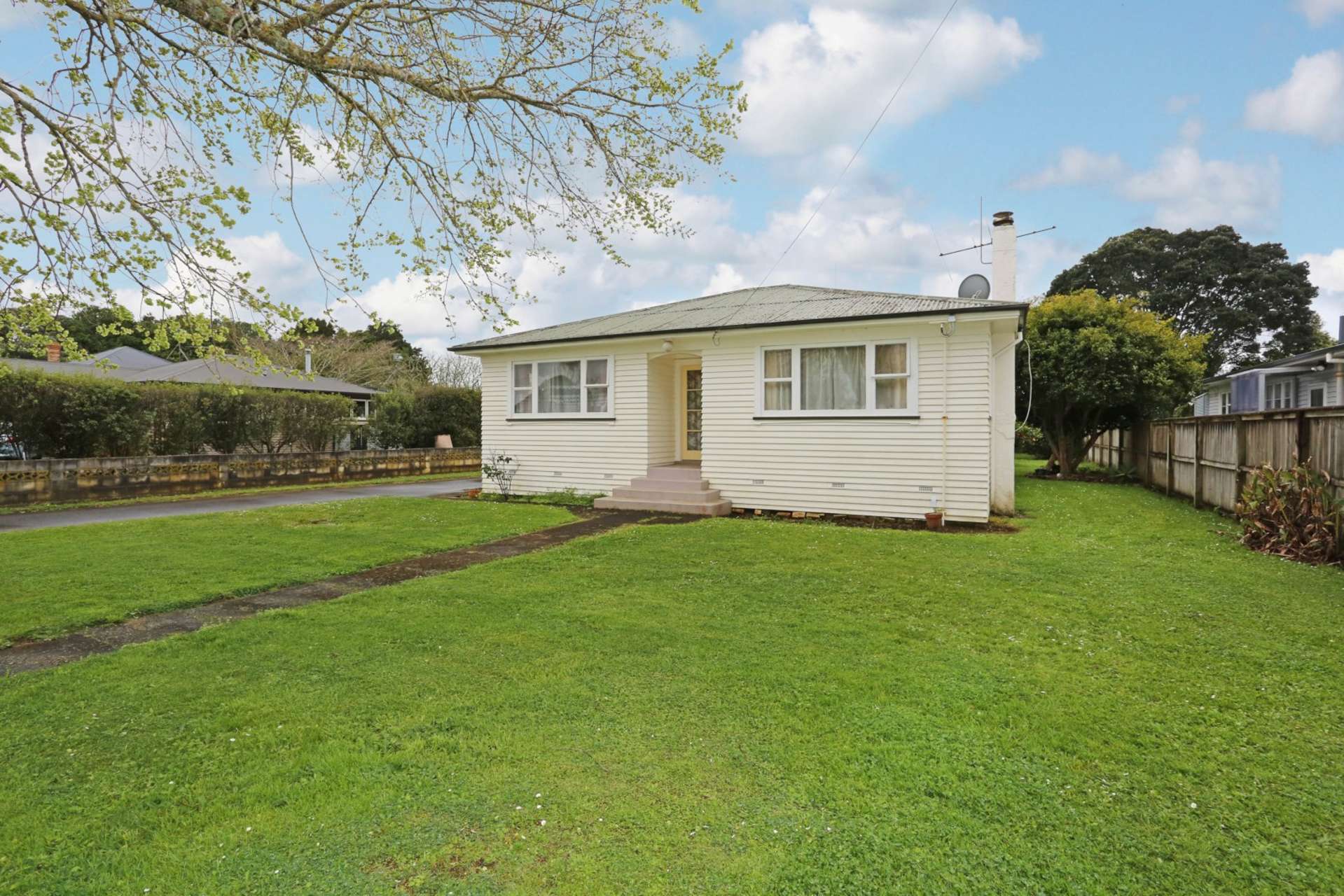 69 George Crescent Buckland_0