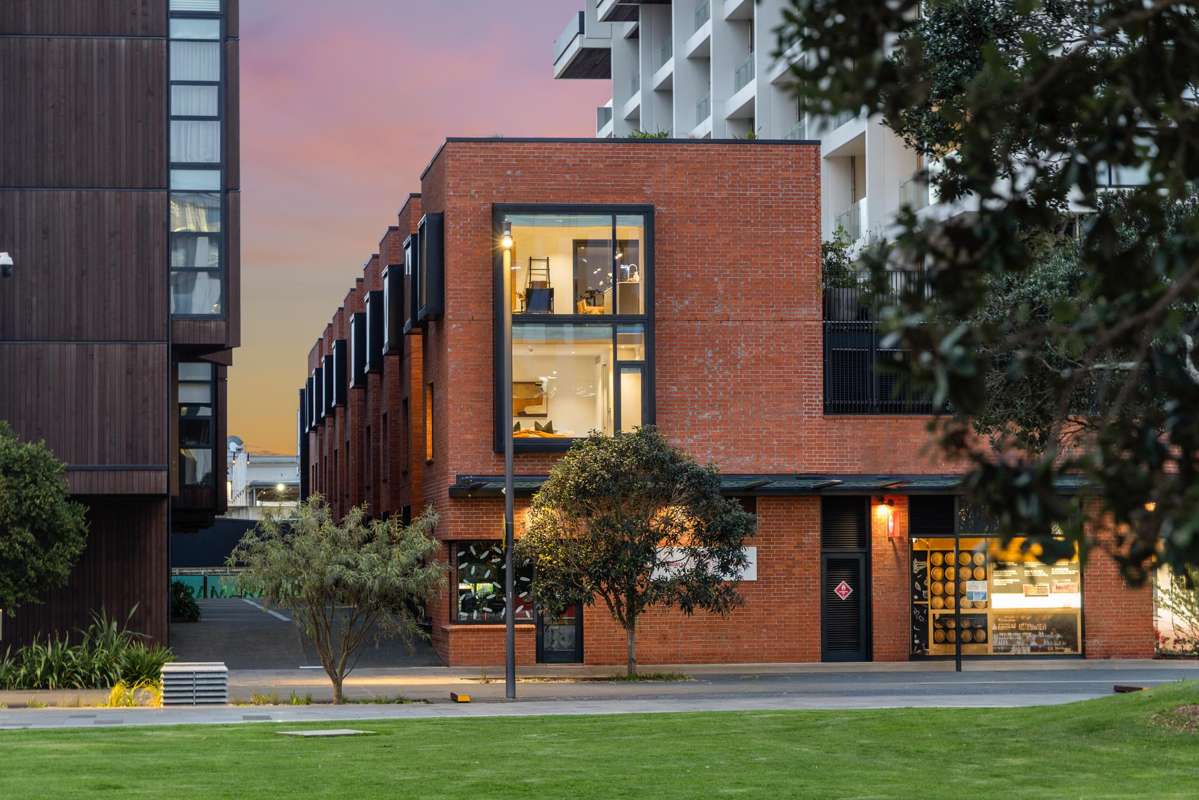 9/143 Pakenham Street West_0