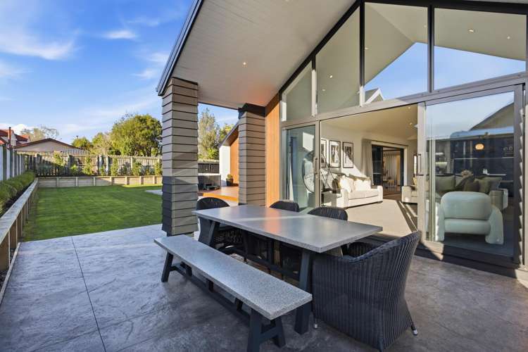 16 Three Kings Court Outram_1