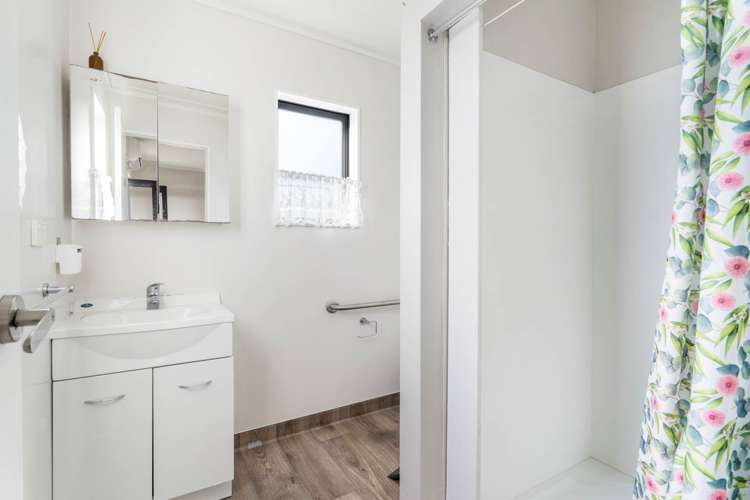 23 Brains Road Kelston_12