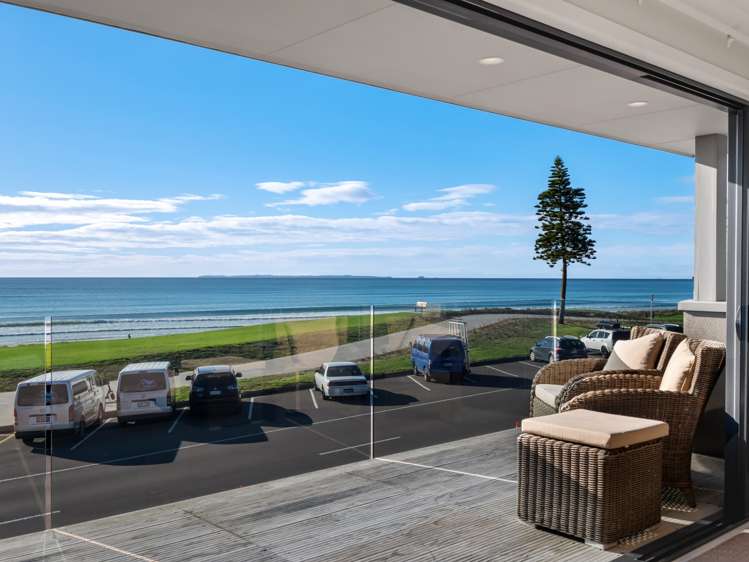 157 Marine Parade Mt Maunganui_1