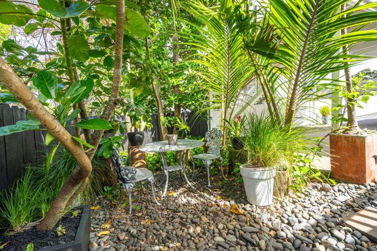 20c Howe Street Howick_25