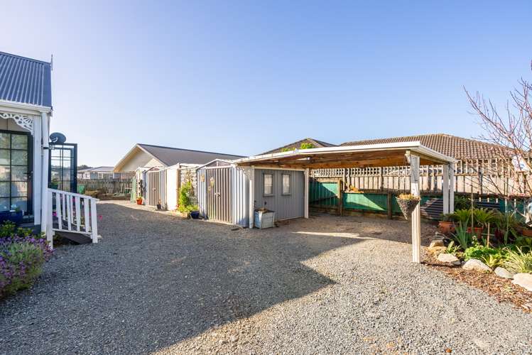 33 Shoemaker Road Waipu_18