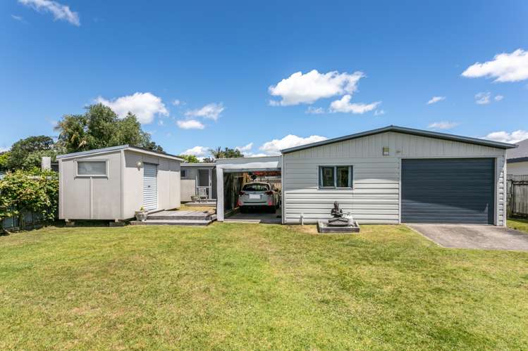 211 Tui Road Whangamata_11