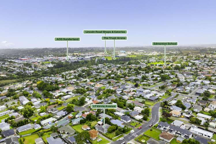 17 Kirrie Avenue Te Atatu South_15