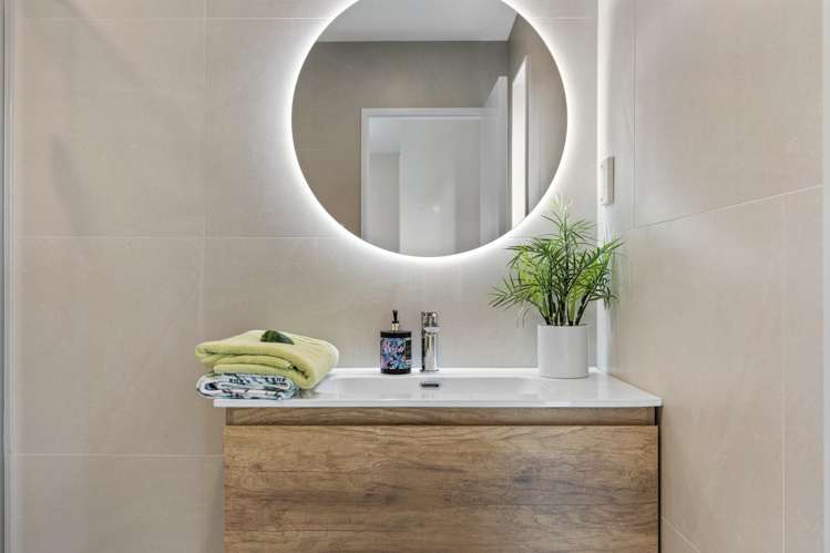 58C Fitzherbert Avenue West Harbour_16