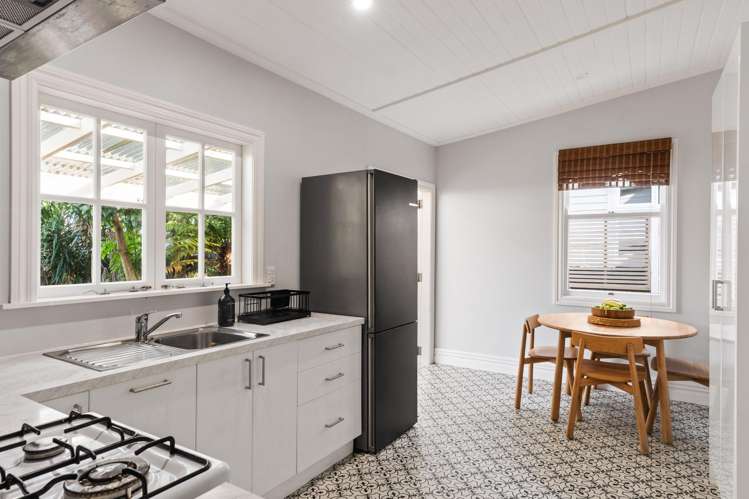 14 Root Street Gisborne_8