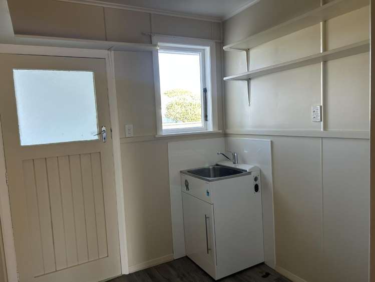 5 Caldwell Road 10748_13