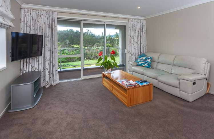 7 Laycock Road Tairua_12