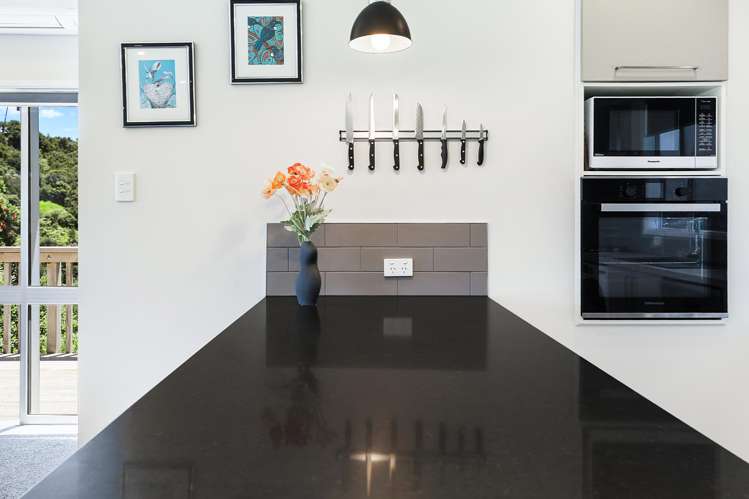 19 Eames Crescent Te Mata_7