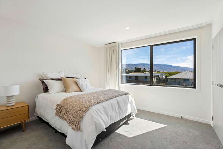 8 Woods Crescent Cromwell_16