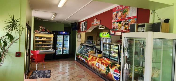 2/2 Constable Street Newtown_2