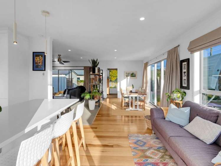 108 Fox Street Hamilton East_9