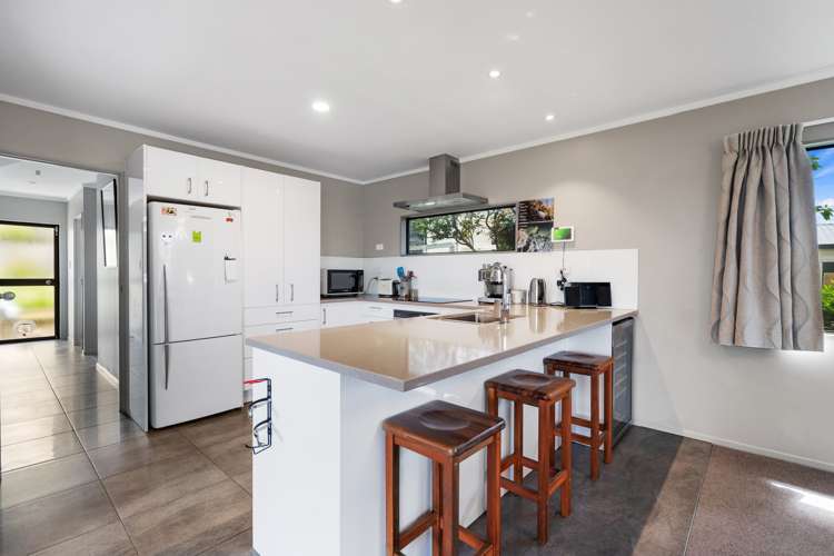 108 Simpson Road Papamoa_12