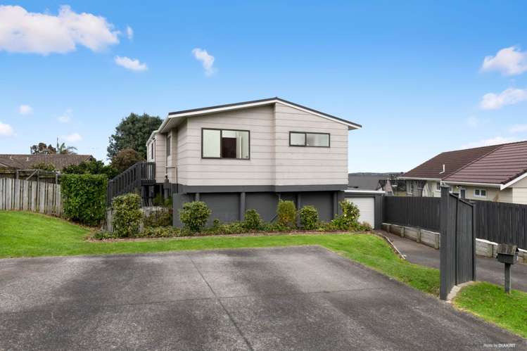 10 Acland Place Botany Downs_16