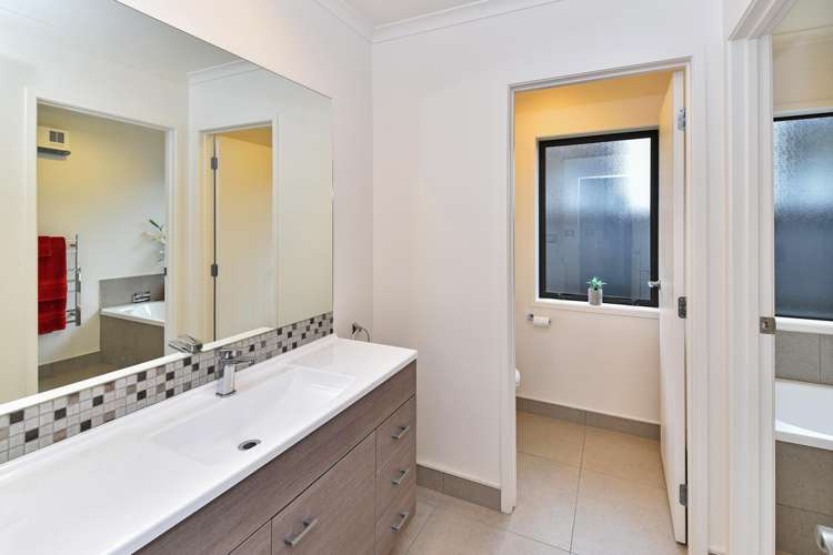 77 Castellina Drive Karaka_12