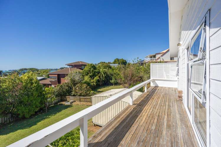 16 Arohia Place Snells Beach_12