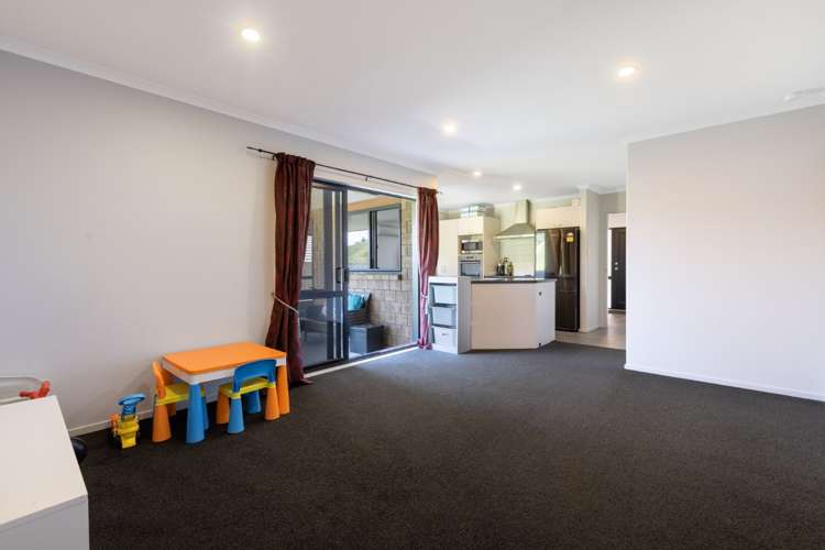 182 Ballintoy Park Drive Welcome Bay_6