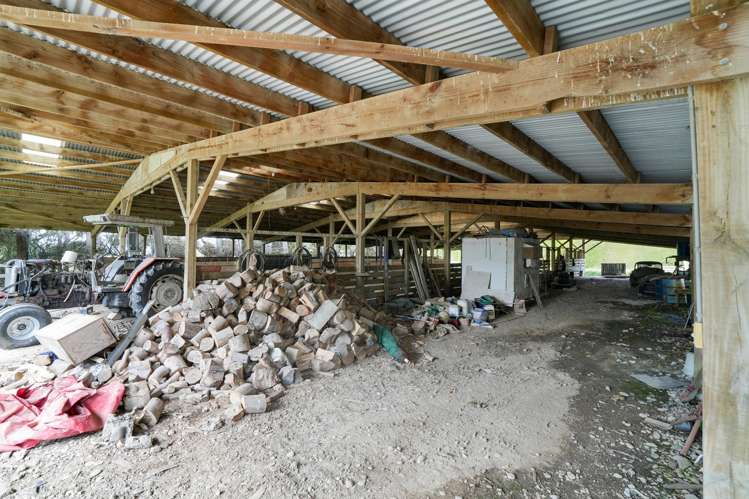 85 Cross Road Edendale_54