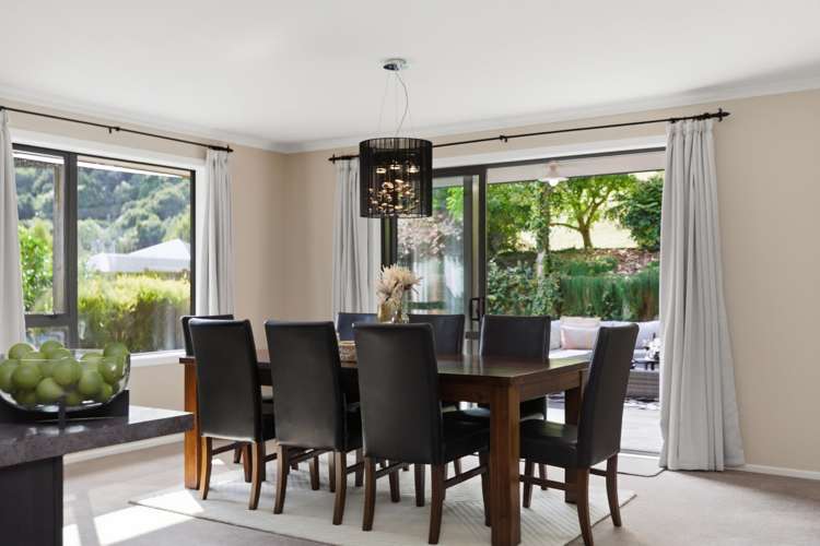 21 Bathurst Crescent Pyes Pa_9