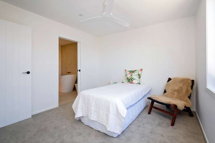 96 Charles Street Westshore_27