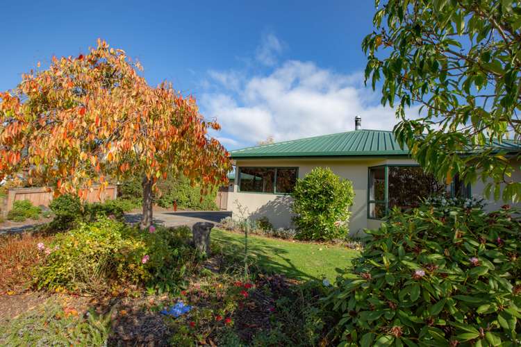 26 Maple Crescent Richmond_16