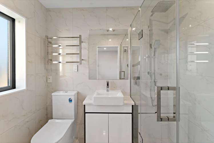 1,2,8/273 Mt Albert Road Sandringham_13