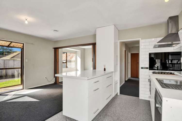 2/114 Randolph Street Woolston_8
